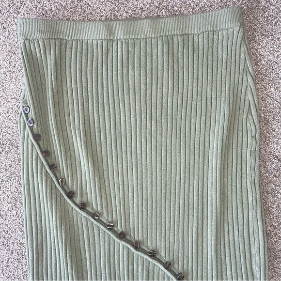Anthropologie Sovere Buttonfront Ribbed Knit Pencil MIDI Skirt M Green NEW! - Picture 5 of 7
